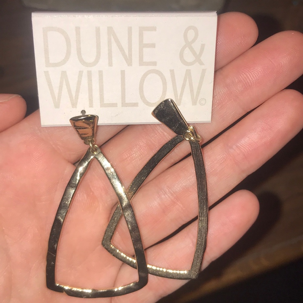 Gold earrings